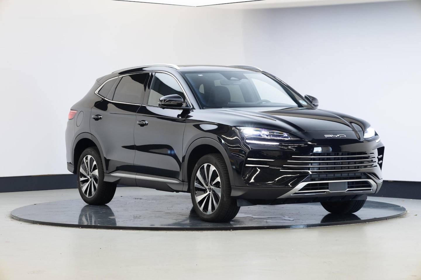BYD Seal U - 1.5 DM-i FWD boost | 18,3 kWh | 87km WLTP | - AutoWereld.nl