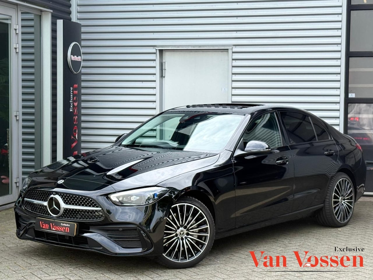 Mercedes-Benz C-klasse - 300 e AMG Line PLUG-IN|Schuifdak|CAMERA|LEER|SFEER|MEMORY|SIDEASSIST| - AutoWereld.nl