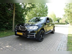 BMW X5 - xDrive30d *GRIJS KENTEKEN * | Harman Kardon | Trekhaak | Adaptive Cruise | Stoelverwarming
