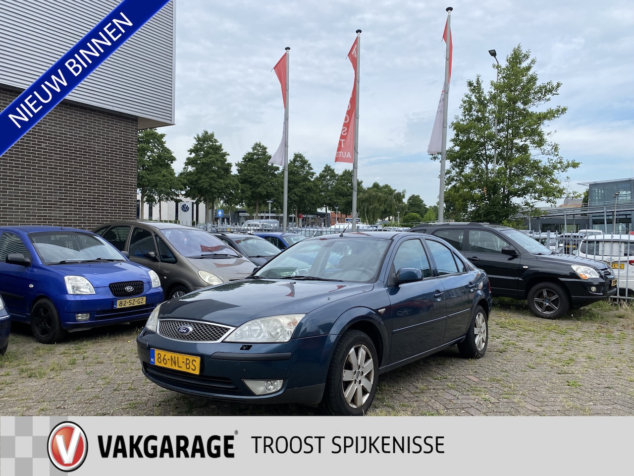 Ford Mondeo - 1.8-16V First Edition 1.8-16V First Edition,APK 07-08-2026,Climate&Cruisecontrol,Elektrischpakket,Trekhaak,16 In - AutoWereld.nl