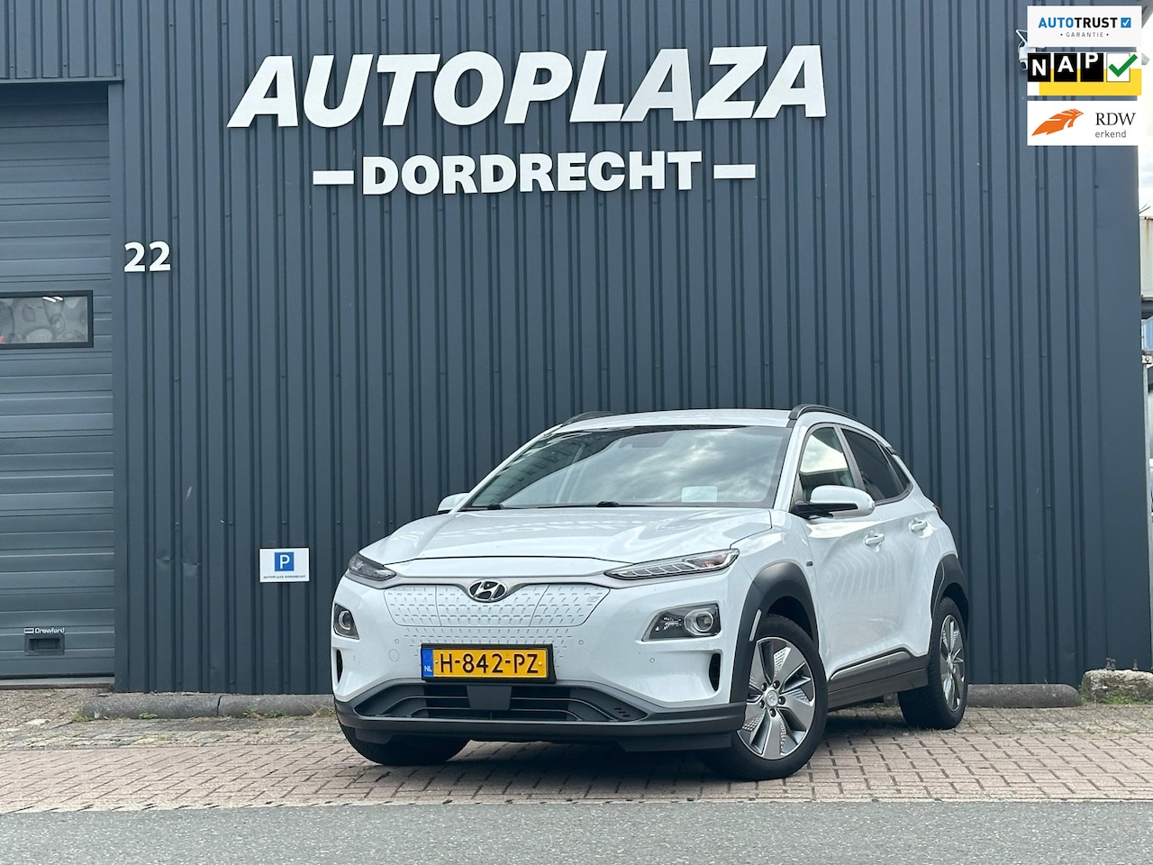 Hyundai Kona Electric - EV Premium 64 kWh - AutoWereld.nl