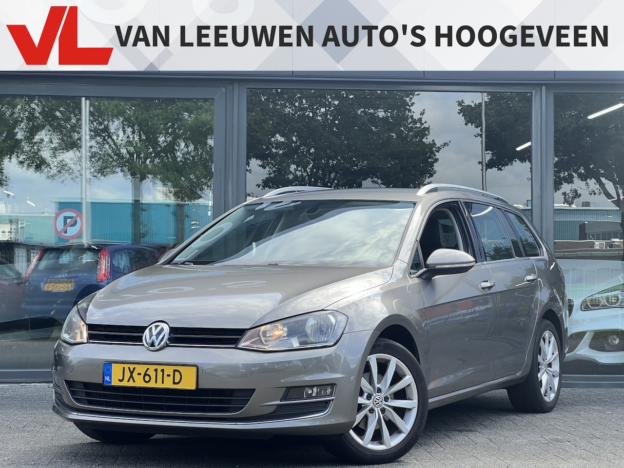 Volkswagen Golf Variant - 1.2 TSI Connected Series | Navi | Apple Carplay | Stoelverwarming - AutoWereld.nl
