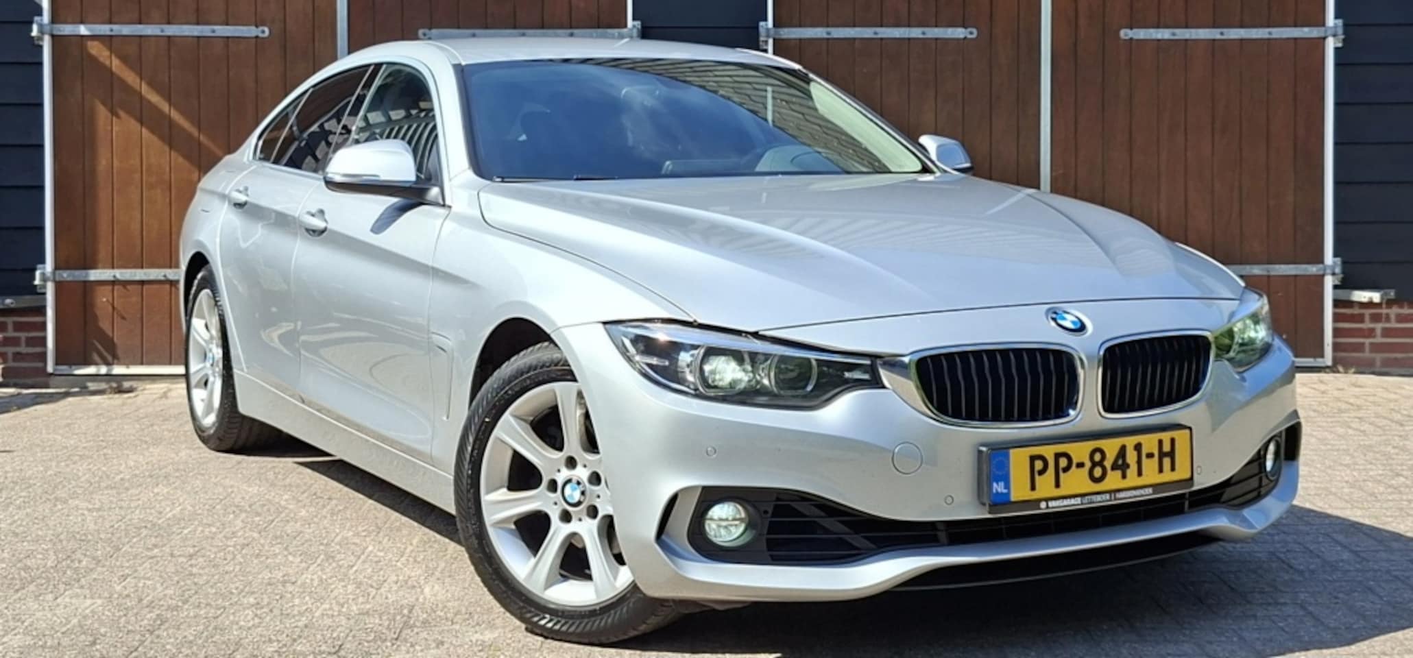 BMW 4-serie Gran Coupé - 418i Executive | NAP | Bluetooth | Nette auto | Stuurverwarming - AutoWereld.nl