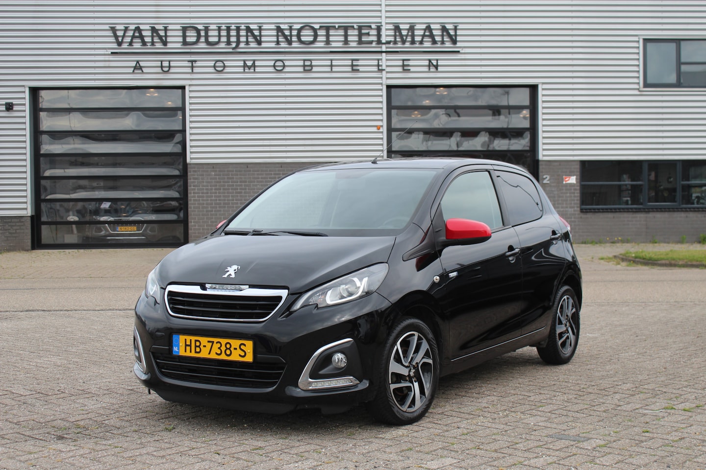 Peugeot 108 - 1.0 e-VTi Envy / Airco / LMV 15" / N.A.P. - AutoWereld.nl