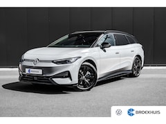 Volkswagen ID.7 Tourer - Pro Limited 286pk | Trekhaak | Stuur & Stoelverwarming | 19" | Camera
