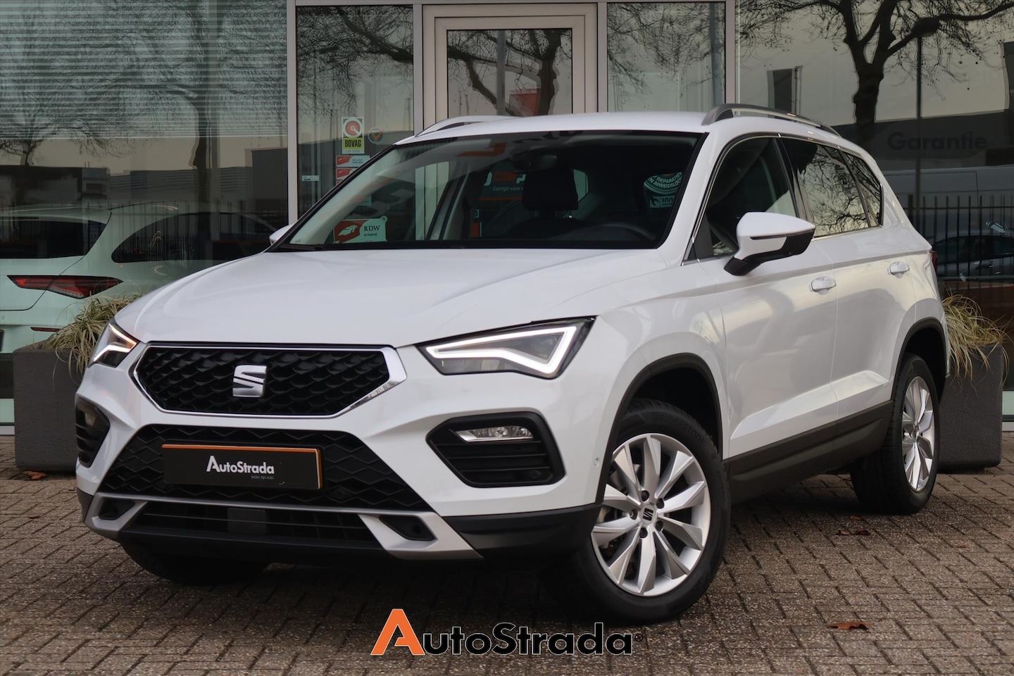 SEAT Ateca - 1.5 Business Intense TSI DSG 150pk | Navigatie | Cruise | Climate | LED | Camera | Carplay - AutoWereld.nl