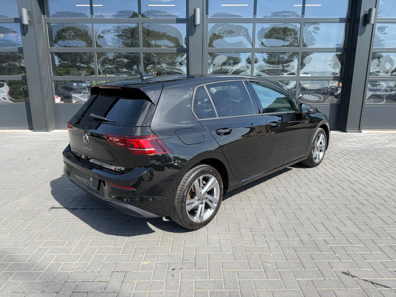 Volkswagen Golf - 1.5 eTSI Sfeerverlichting / Carplay - AutoWereld.nl
