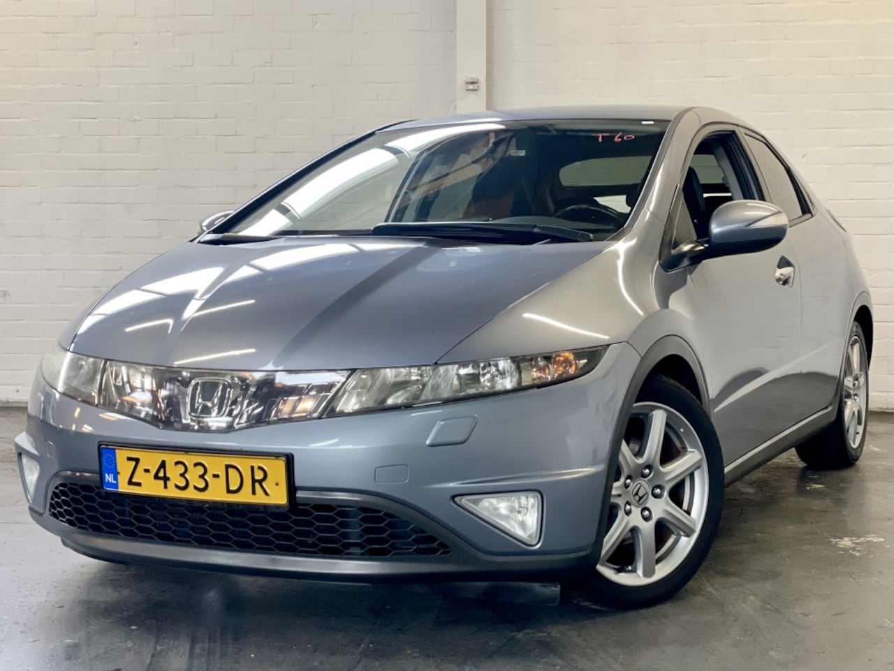 Honda Civic - 1.8 Comfort |Clima |Navi |CruiseC |StartKnop - AutoWereld.nl