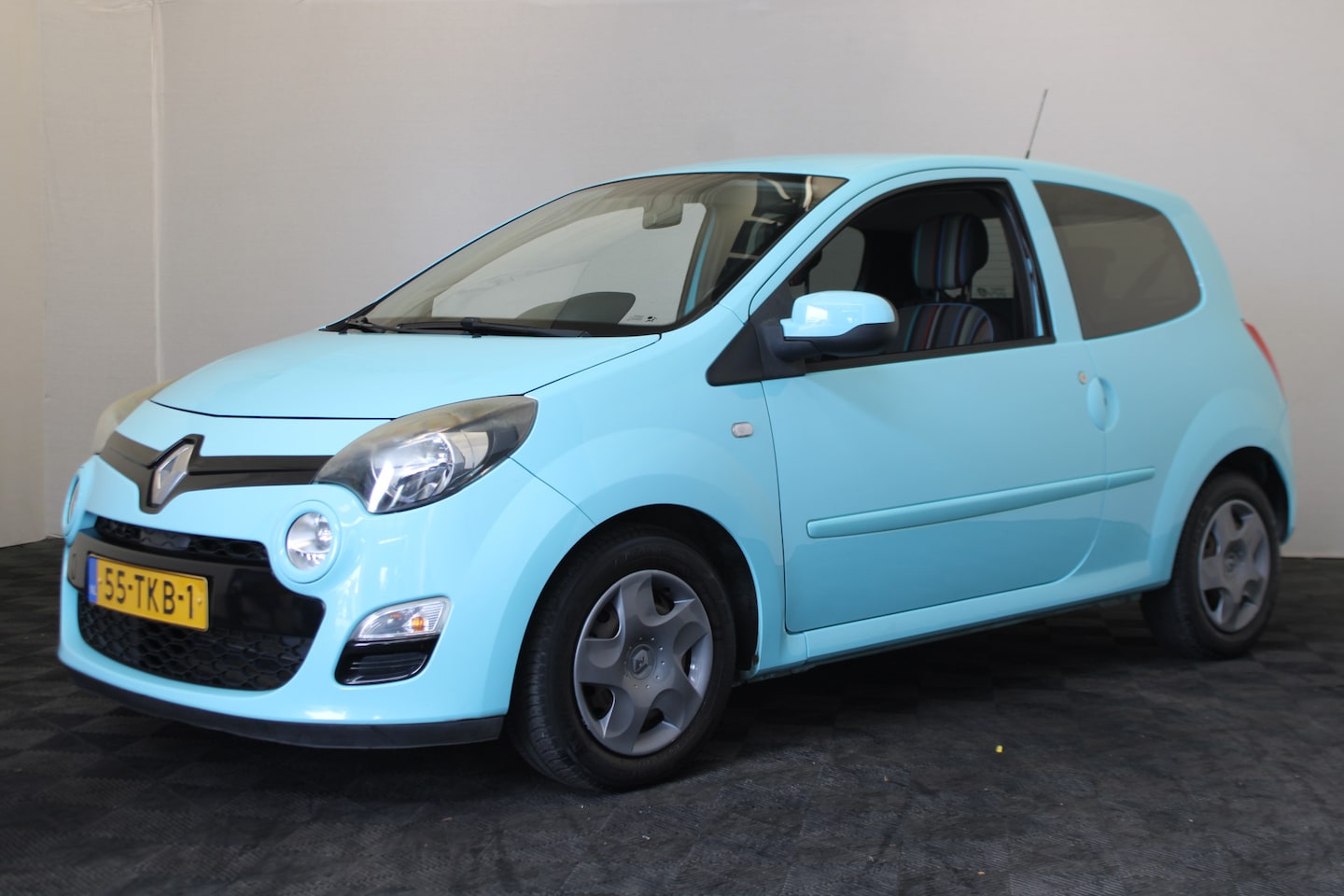 Renault Twingo - 1.2-16V Collection 1.2 16V Collection - AutoWereld.nl