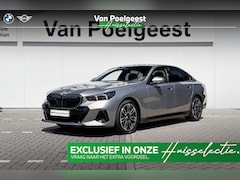 BMW 5-serie - Sedan 520i | Innovation Pack | M Sport | Travel Pack | Panoramadak |