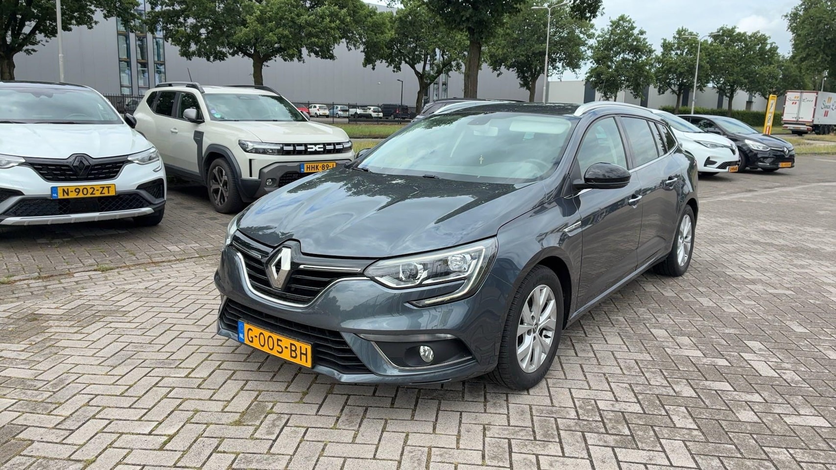 Renault Mégane Estate - 1.3 TCe Limited 1.3 TCe Limited - AutoWereld.nl