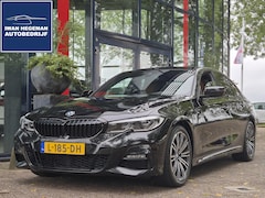 BMW 3-serie - 318i High Executive | M Sport Pack | PDC+Camera | Climate | Panoramadak | Leder |