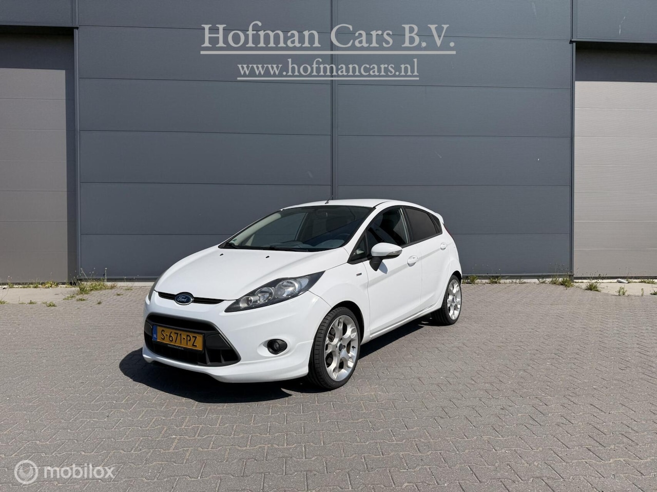 Ford Fiesta - 1.25 4-cilinder – Nieuwe distributieriem – 4 nieuwe all-seasonbanden – Airco – Stoelverwar - AutoWereld.nl