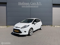 Ford Fiesta - 1.25 4-cilinder – Nieuwe distributieriem – 4 nieuwe all-seasonbanden – Airco – Stoelverwar