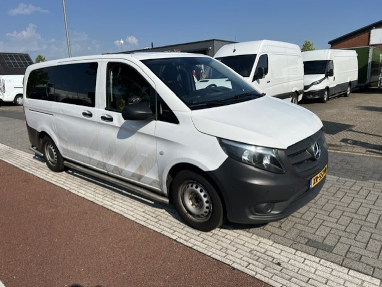 Mercedes-Benz Vito Tourer - 116 CDI 120KW Lang PKW BRIEF 8P AUT. KLIMA EURO6 - AutoWereld.nl