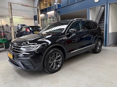 Volkswagen Tiguan Allspace - 1.5 TSI 150pk 7-DSG Life Business | Apple carplay / Android auto | Navigatie | Camera | Tr