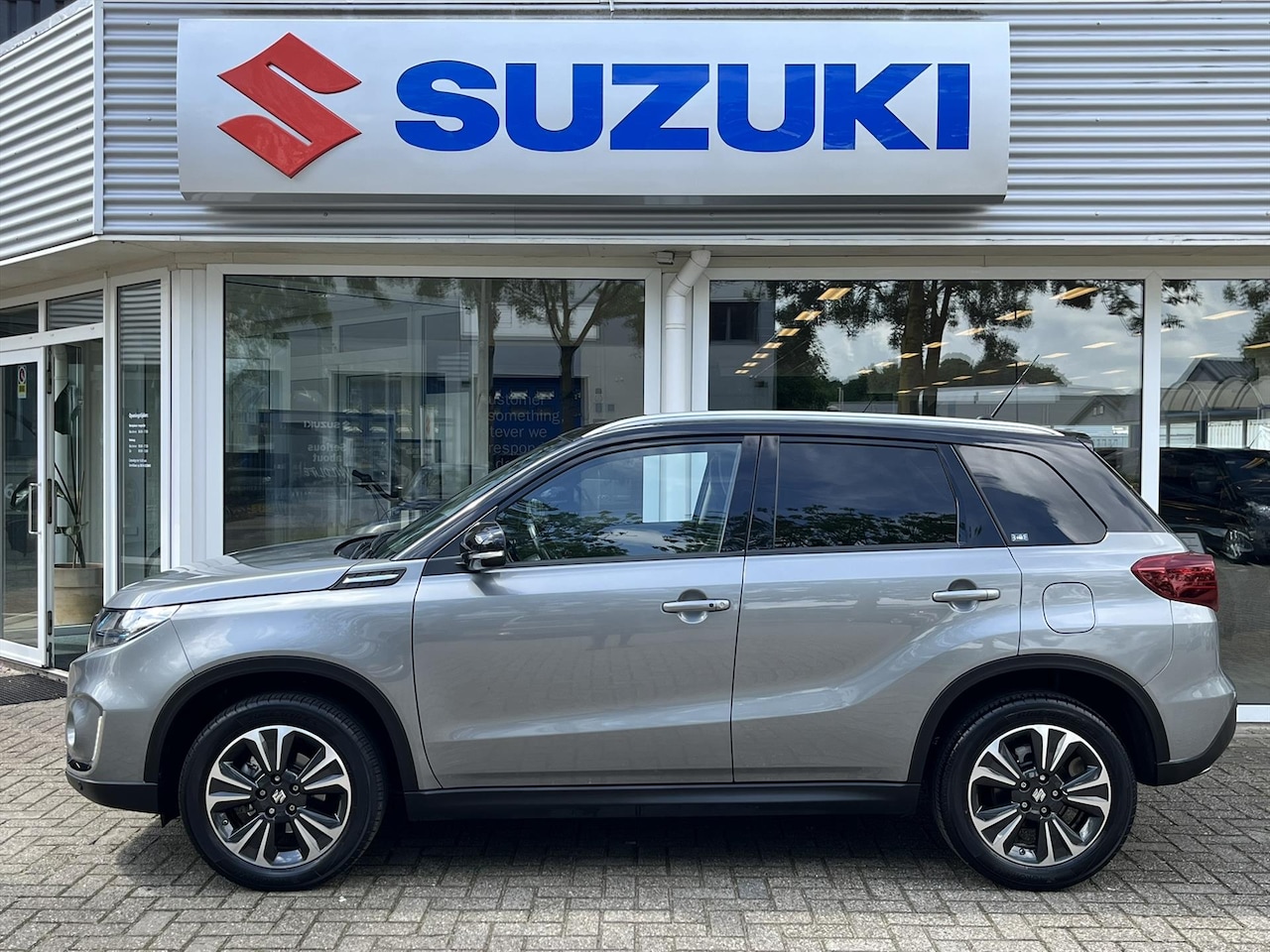 Suzuki Vitara - 1.4 Boosterjet 129pk Smart Hybri - AutoWereld.nl