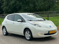 Nissan LEAF - Base 24 kWh /Xenon/Camera/Navi/