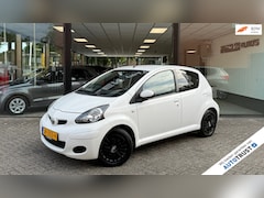 Toyota Aygo - 1.0-12V 5drs AIRCO | NAVI | ELEKTR PACK | NW APK