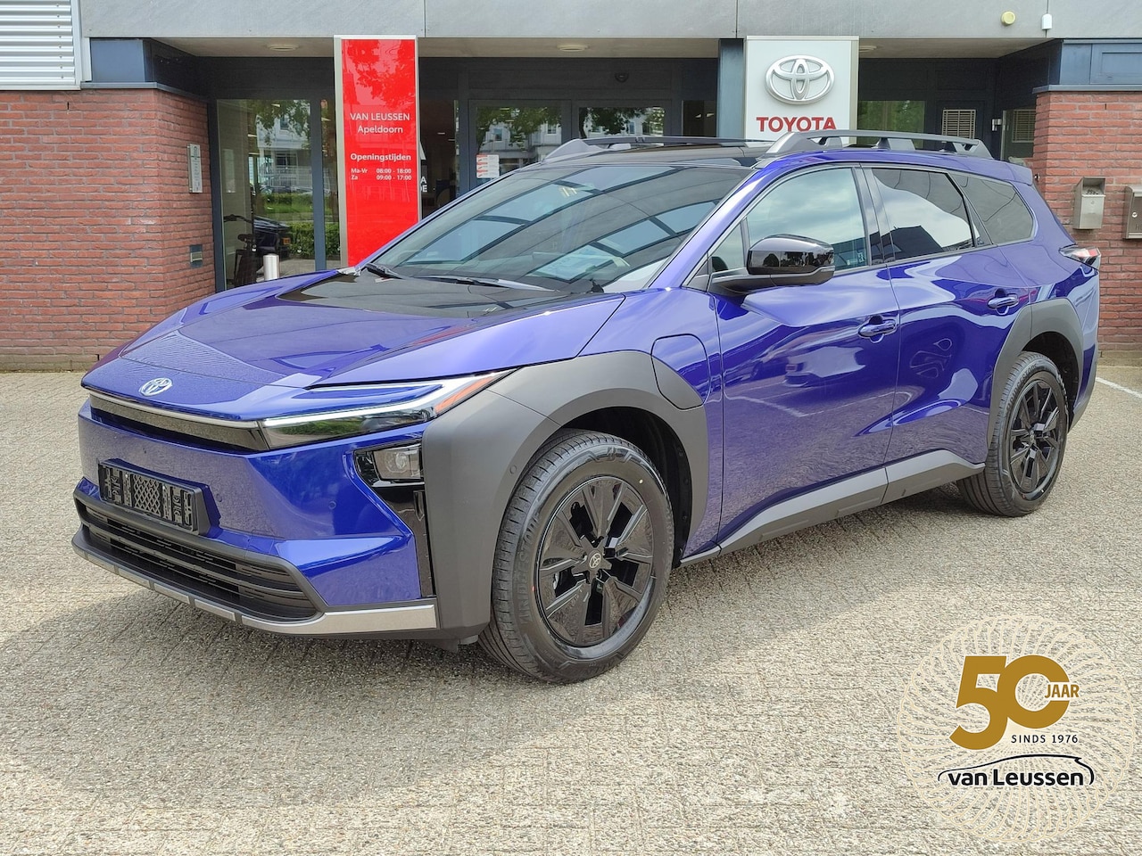 Toyota bZ4X Touring - EXECUTIVE AWD 75 kWh NIEUW! PANODAK JBL-AUDIO 1500KG TREKGEW STOELVERW/KOELING STUURVERW B - AutoWereld.nl