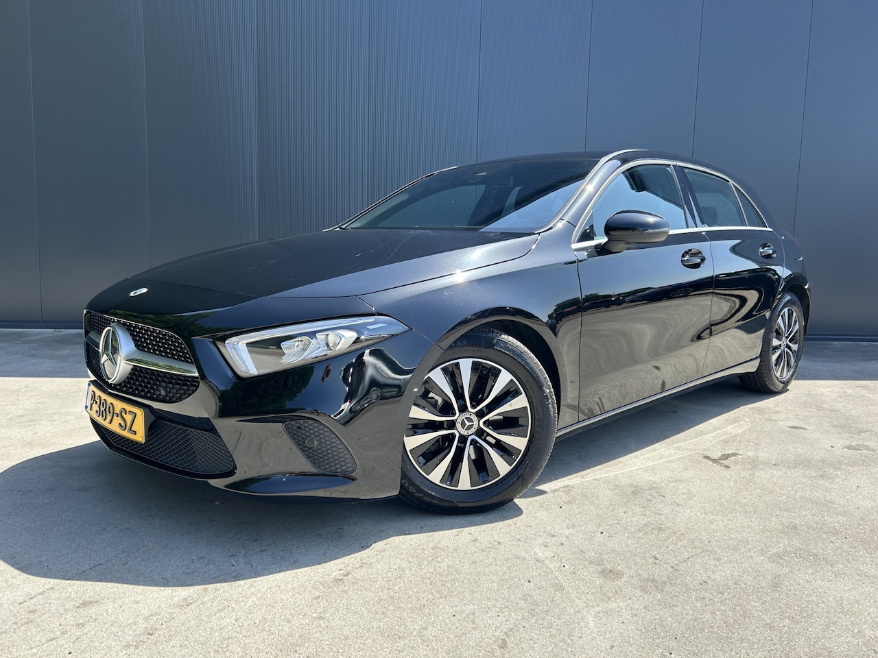 Mercedes-Benz A-klasse - 180 Business Solution 1e EIGENAAR CAMERA NAVI CRUISE ECC LMV - AutoWereld.nl