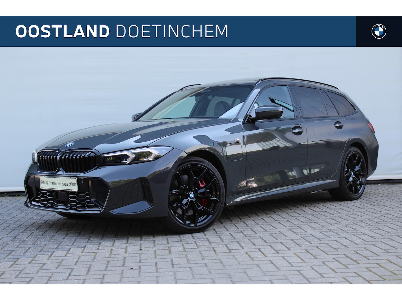 BMW 3-serie Touring - 330e M Sport Automaat / Trekhaak / Panoramadak / Comfort Access / Harman Kardon / Adaptiev - AutoWereld.nl