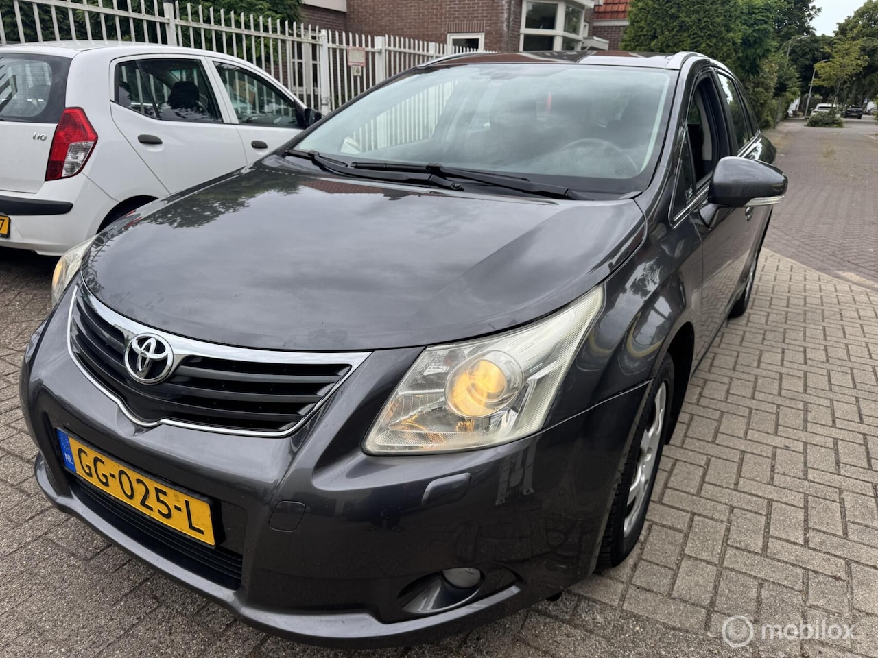 Toyota Avensis - 1.8 VVT-i Dynamic 1.8 VVTi Dynamic - AutoWereld.nl