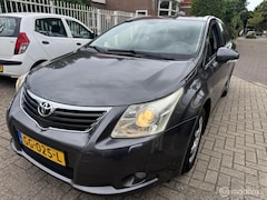 Toyota Avensis - 1.8 VVTi Dynamic
