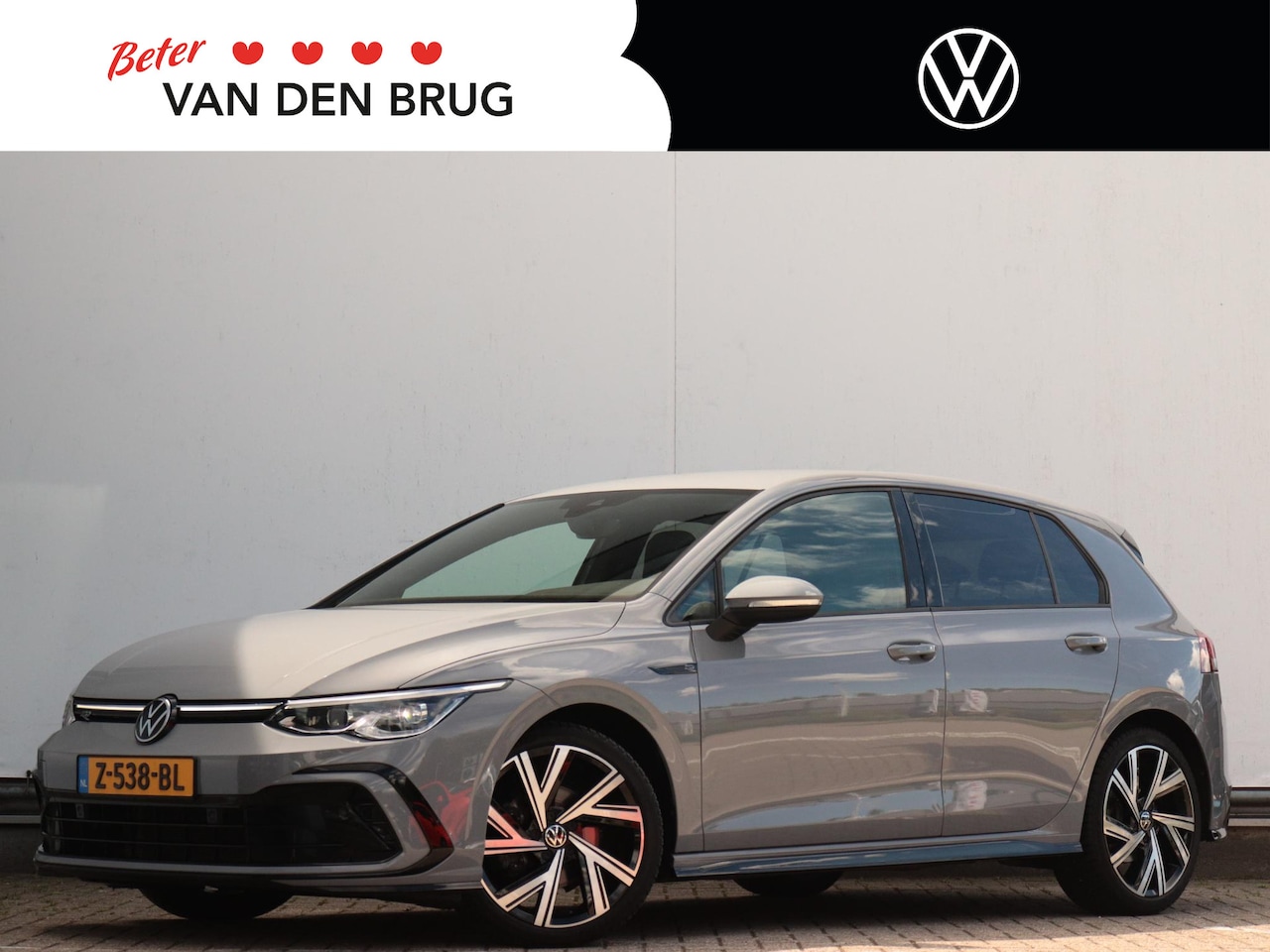 Volkswagen Golf - 1.5 eTSI R-Line Business | 1e eigenaar | Trekhaak | Stoel- & stuurverwarming | Achteruitri - AutoWereld.nl