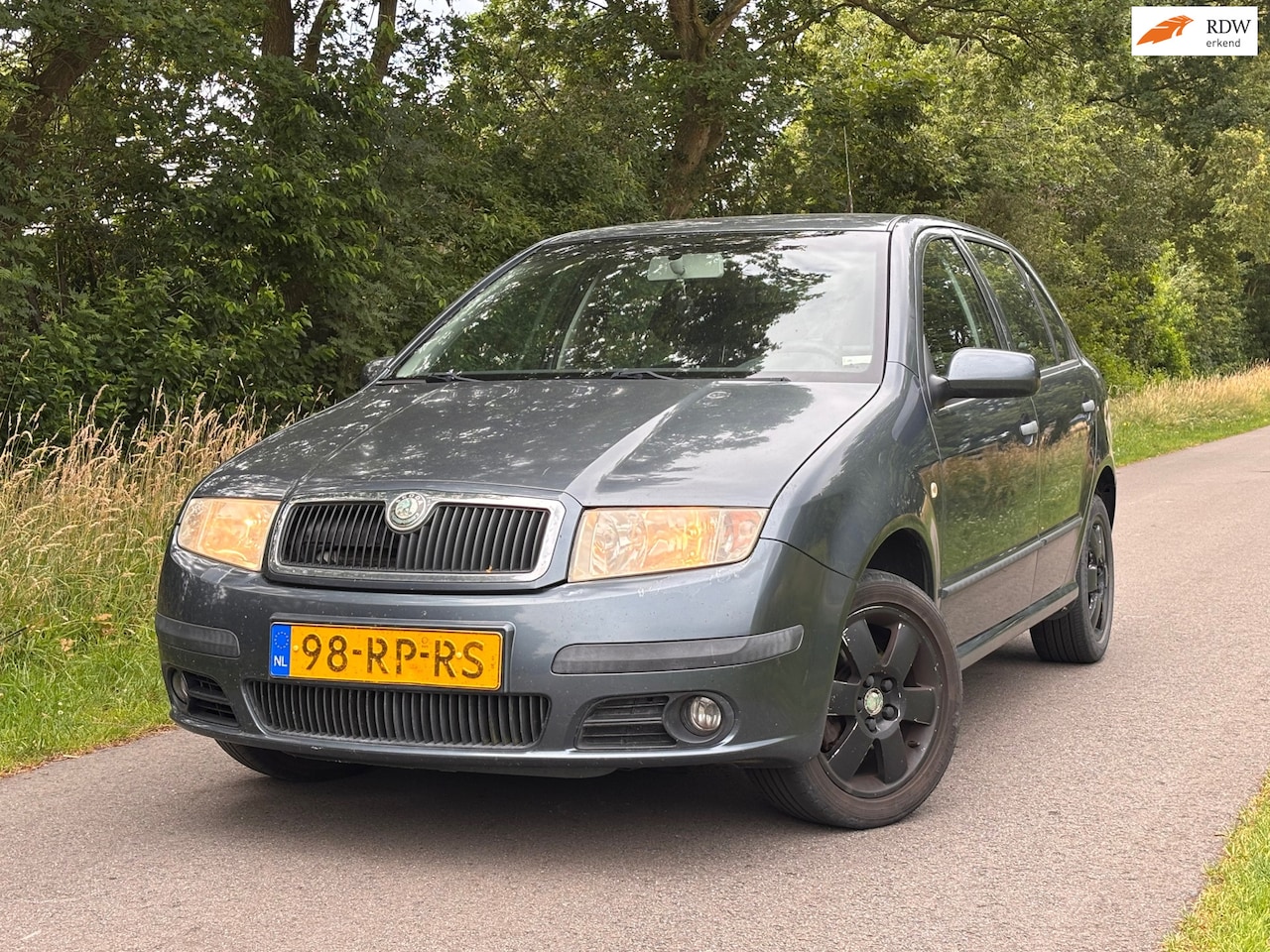 Skoda Fabia - 1.4-16V Elegance | Airco + Cruise + Lange APK Nu € 1.275,- !!! - AutoWereld.nl