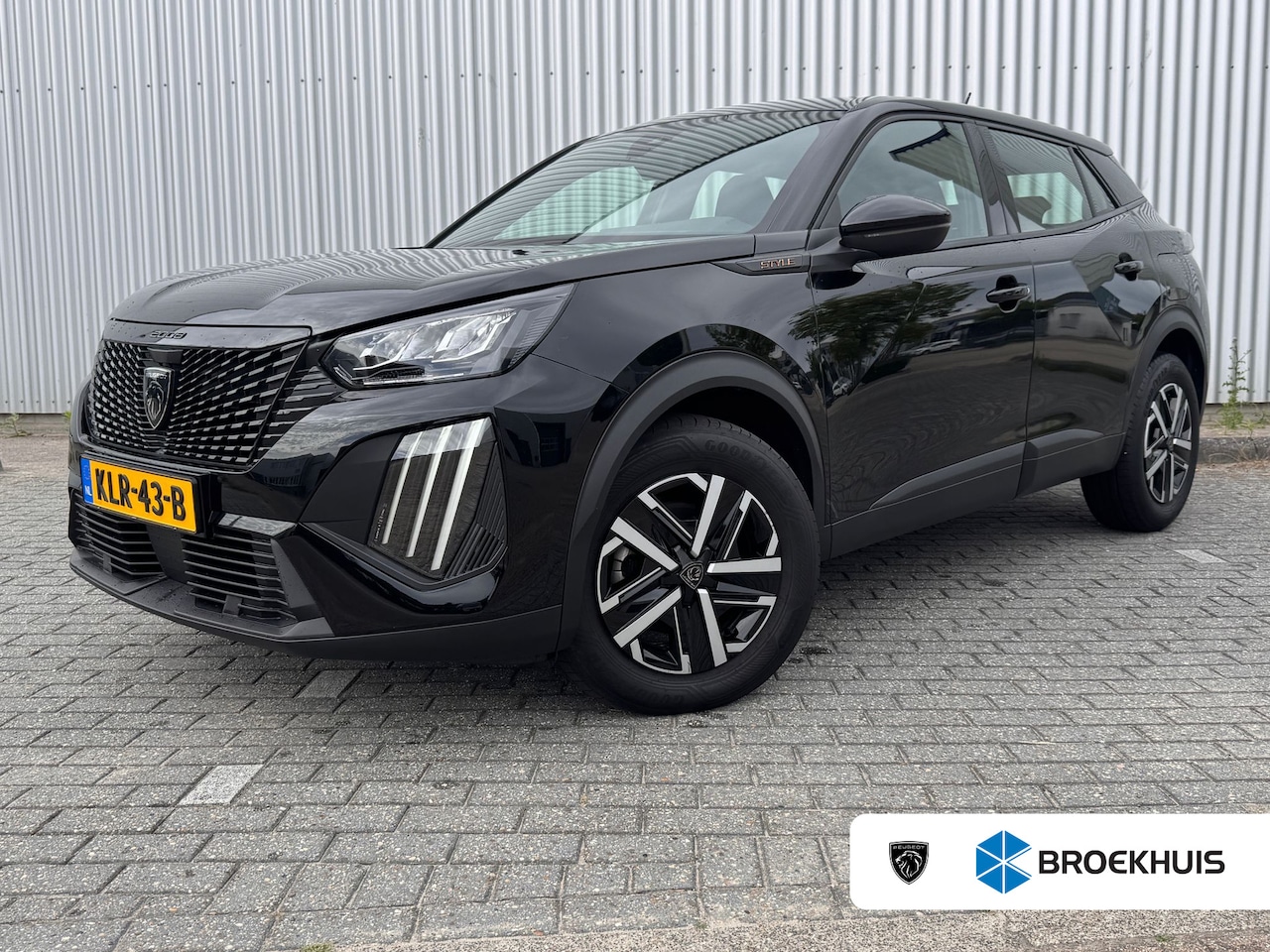Peugeot 2008 - 1.2 Hybrid 136PK Style Automaat | Draadloze Apple Carplay / Android Auto | Dab Ontvanger | - AutoWereld.nl