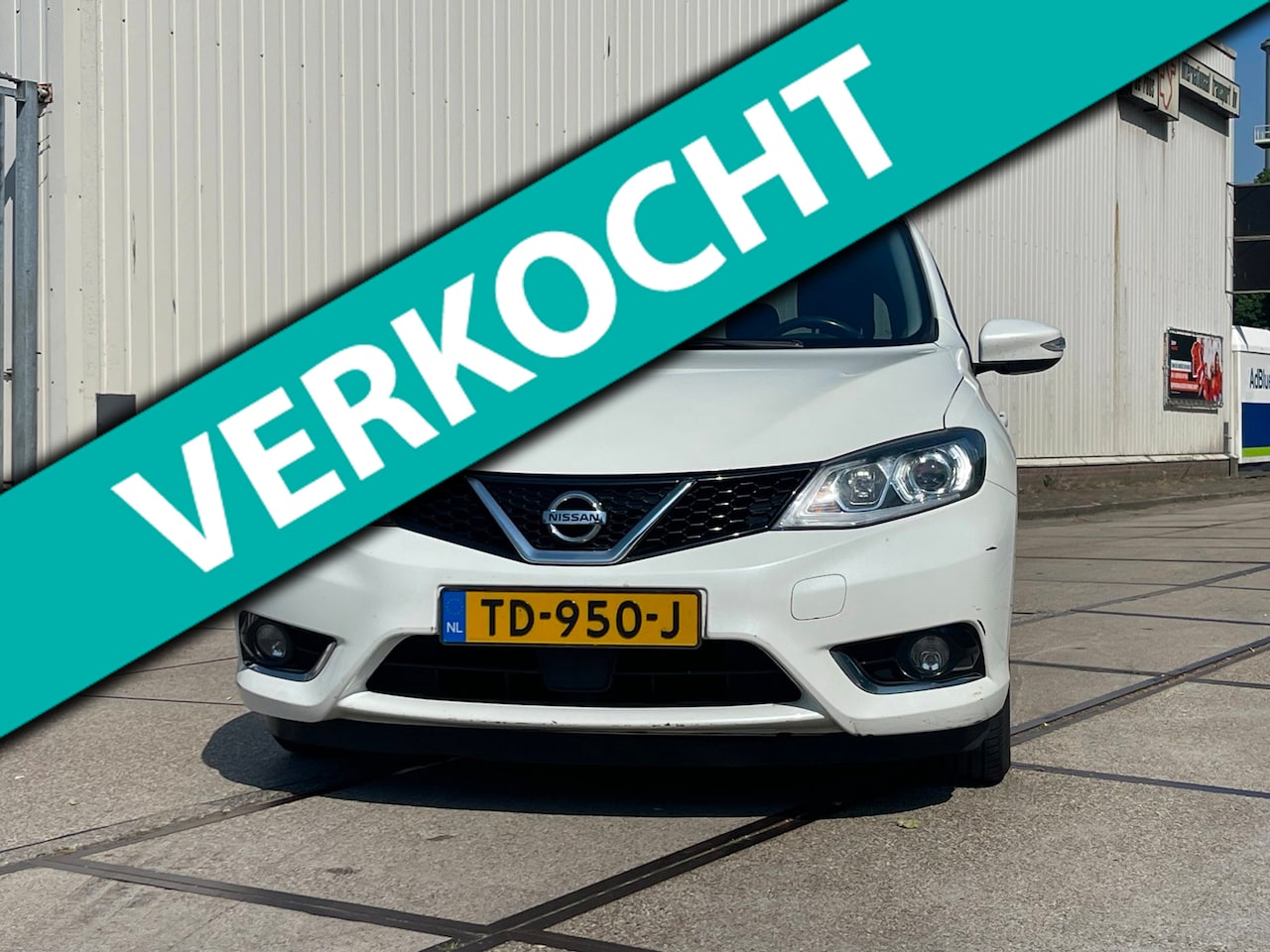 Nissan Pulsar - 1.5 dCi Connect Keyless/Xenon/Navi/Clima - AutoWereld.nl
