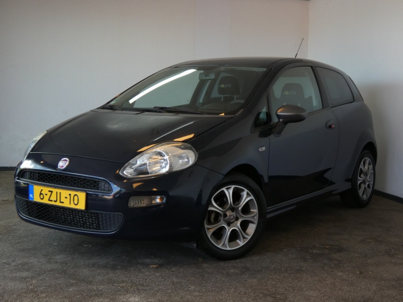 Fiat Punto Evo - 0.9 TwinAir Young 0.9 TwinAir Young - AutoWereld.nl