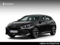 BMW 1-serie - 120 | M Sportpakket + Pro | Glazenpanoramadak | Innovation Pack | Harman Kardon | Driving