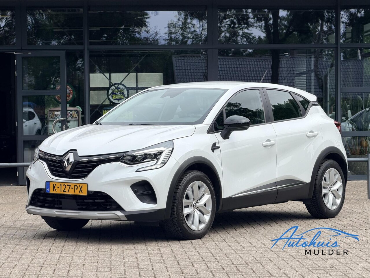 Renault Captur - 1.0 TCe 90 Zen | Navigatie | Camera | Trekhaak | Airco | Cruise - AutoWereld.nl