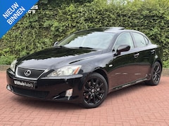 Lexus IS - 250 Executive Black'on'Black Stoelkoeling Onderhouden