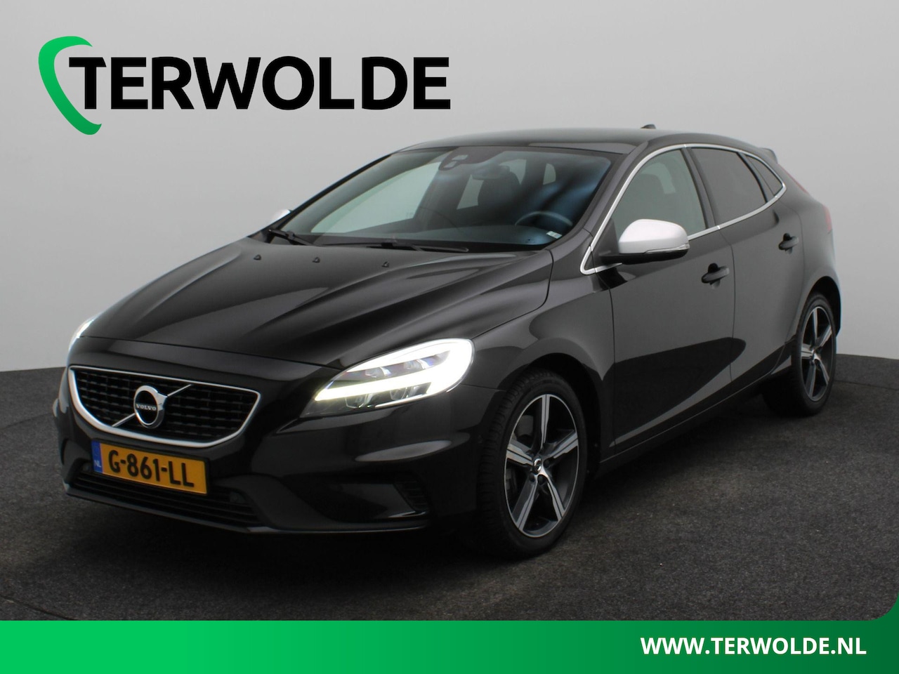 Volvo V40 - 1.5 T3 Polar+ Sport | Panoramadak | Parkeercamera | - AutoWereld.nl