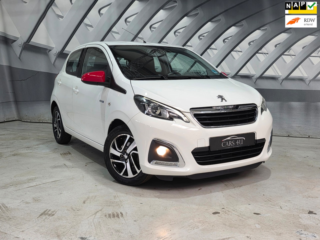 Peugeot 108 - 1.0 e-VTi Envy cruise airco - AutoWereld.nl