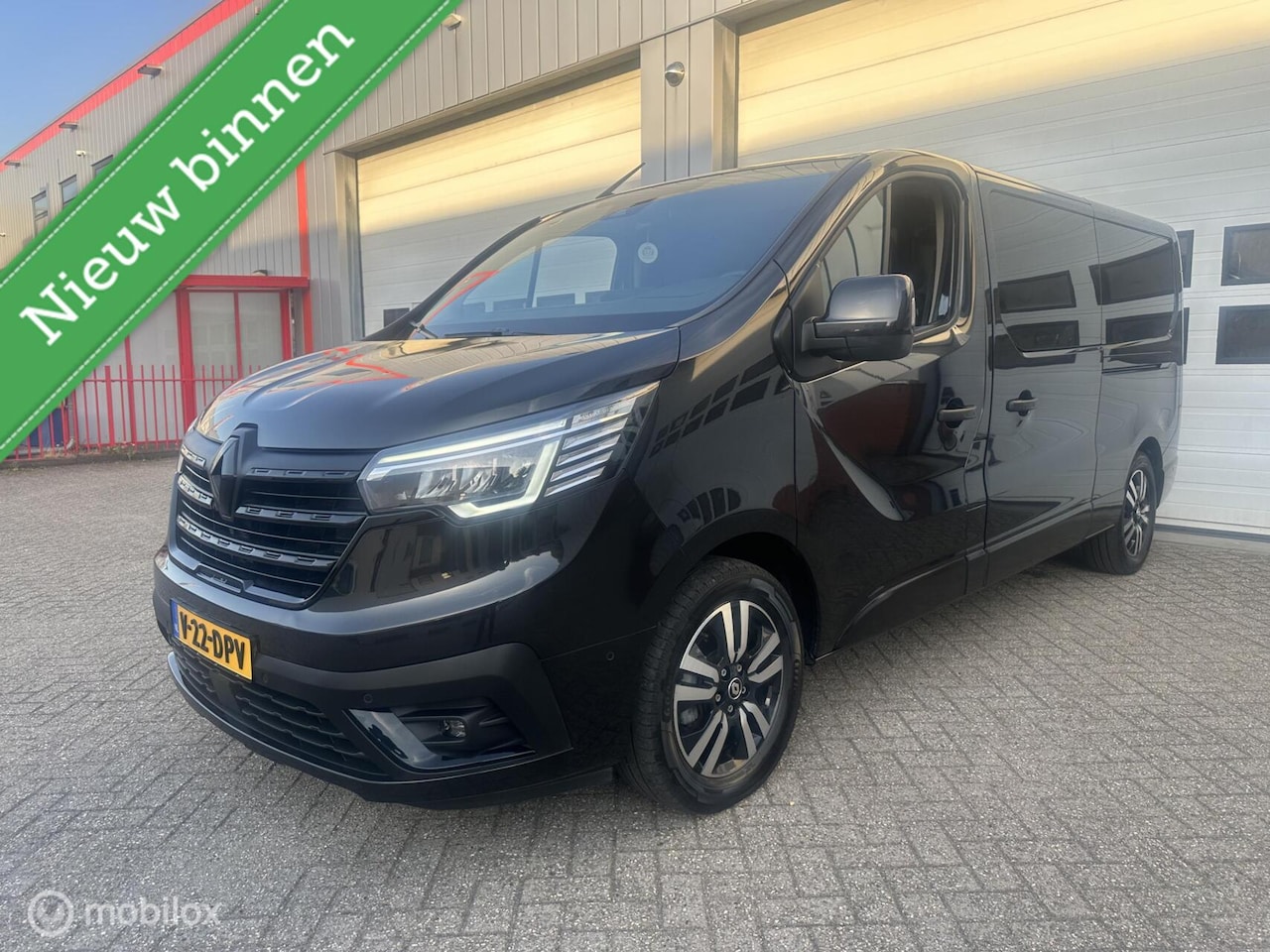 Renault Trafic - bestel 2.0 Blue dCi 170 T30L2H1 Extra/Limited - AutoWereld.nl
