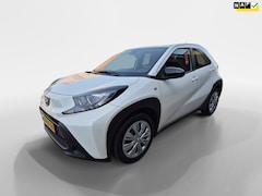 Toyota Aygo X - 1.0 VVT-i MT Play | carplay | camera