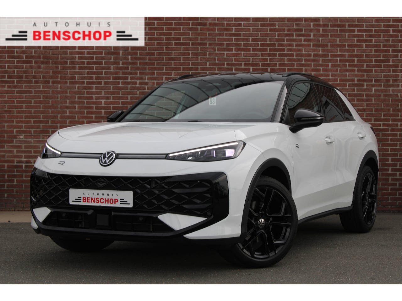 Volkswagen T-Roc - 1.5 TSI 150PK R-Line Edition |HUD|360-CAM|IQ.LIGHTS|19-INCH| - AutoWereld.nl