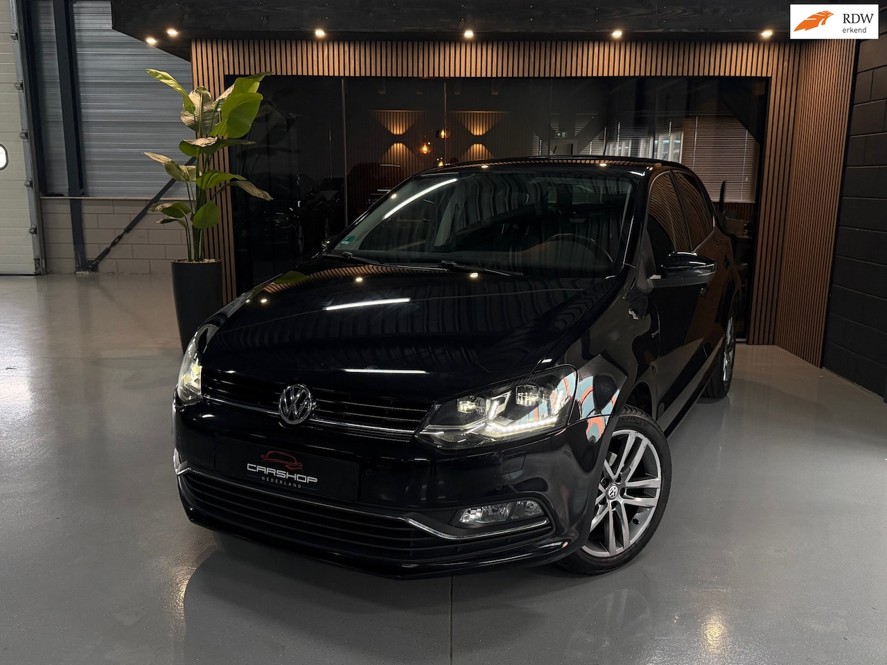 Volkswagen Polo - 1.0 MPI LOUNGE EDITION! CRUISE/LED/STOELVRM - AutoWereld.nl