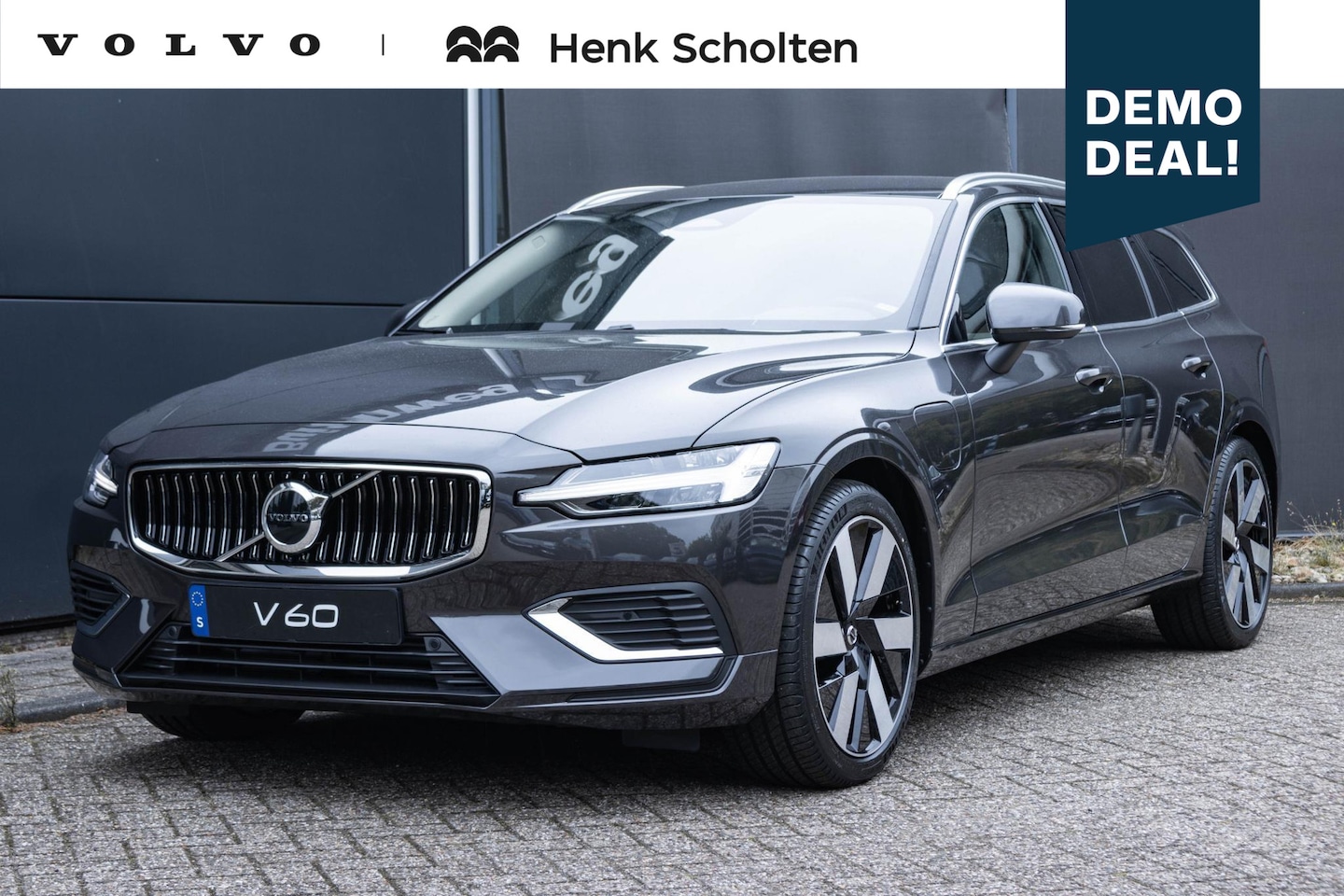 Volvo V60 - T6 Automaat Recharge AWD Essential Edition | Long Range | Verwarmbare voorstoelen | Verwar - AutoWereld.nl