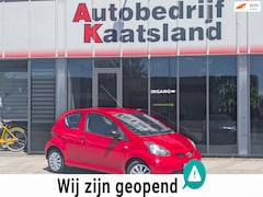 Toyota Aygo - 1.0-12V - Nieuwe APK