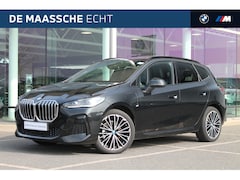 BMW 2-serie Active Tourer - 225e xDrive M Sport Automaat / Panoramadak / Adaptief M Onderstel / Sportstoelen / Stoelve