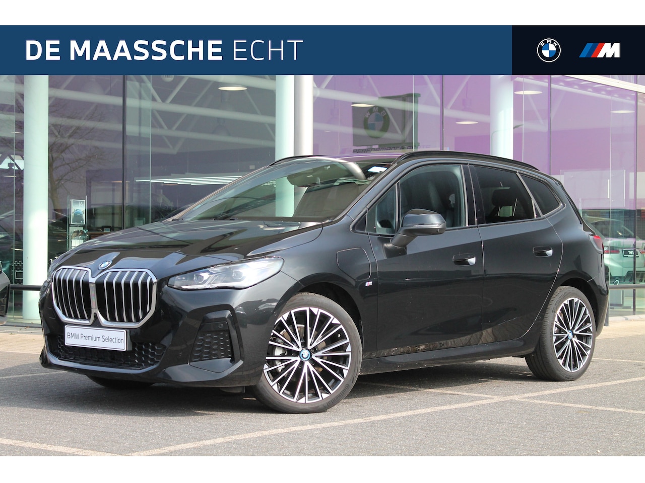 BMW 2-serie Active Tourer - 225e xDrive Automaat / Panoramadak / Trekhaak / Adaptief M Onderstel / Sportstoelen / Stoe - AutoWereld.nl