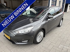 Ford Focus Wagon - 1.0 Titanium Edition CLIMA/NAVI/CRUISE/4NW BANDEN/NW APK