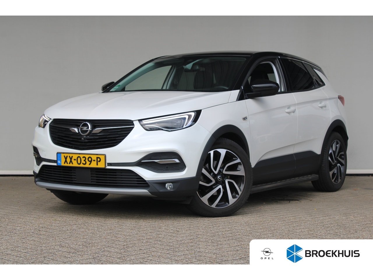 Opel Grandland X - 1.6 Turbo Innovation | Afneembare Trekhaak | Navigatie | Lederen bekleding | Panoramadak | - AutoWereld.nl