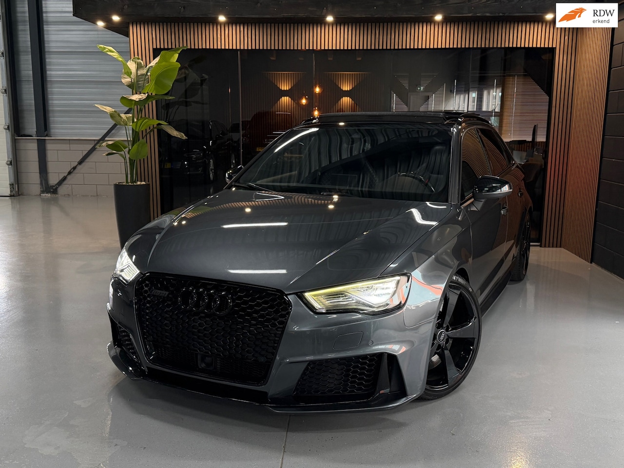 Audi A3 Sportback - 2.5 TFSI RS3 Quattro Pro Line Plus FULL! - AutoWereld.nl