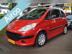 Peugeot 1007 - 1.4 Urban Airco Rechterdeur gaat niet open